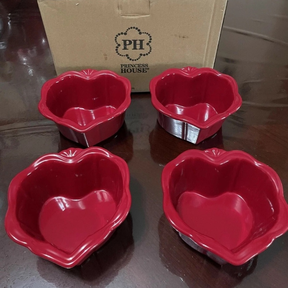 Princess House 4- Heart-Shaped Red Ramekins